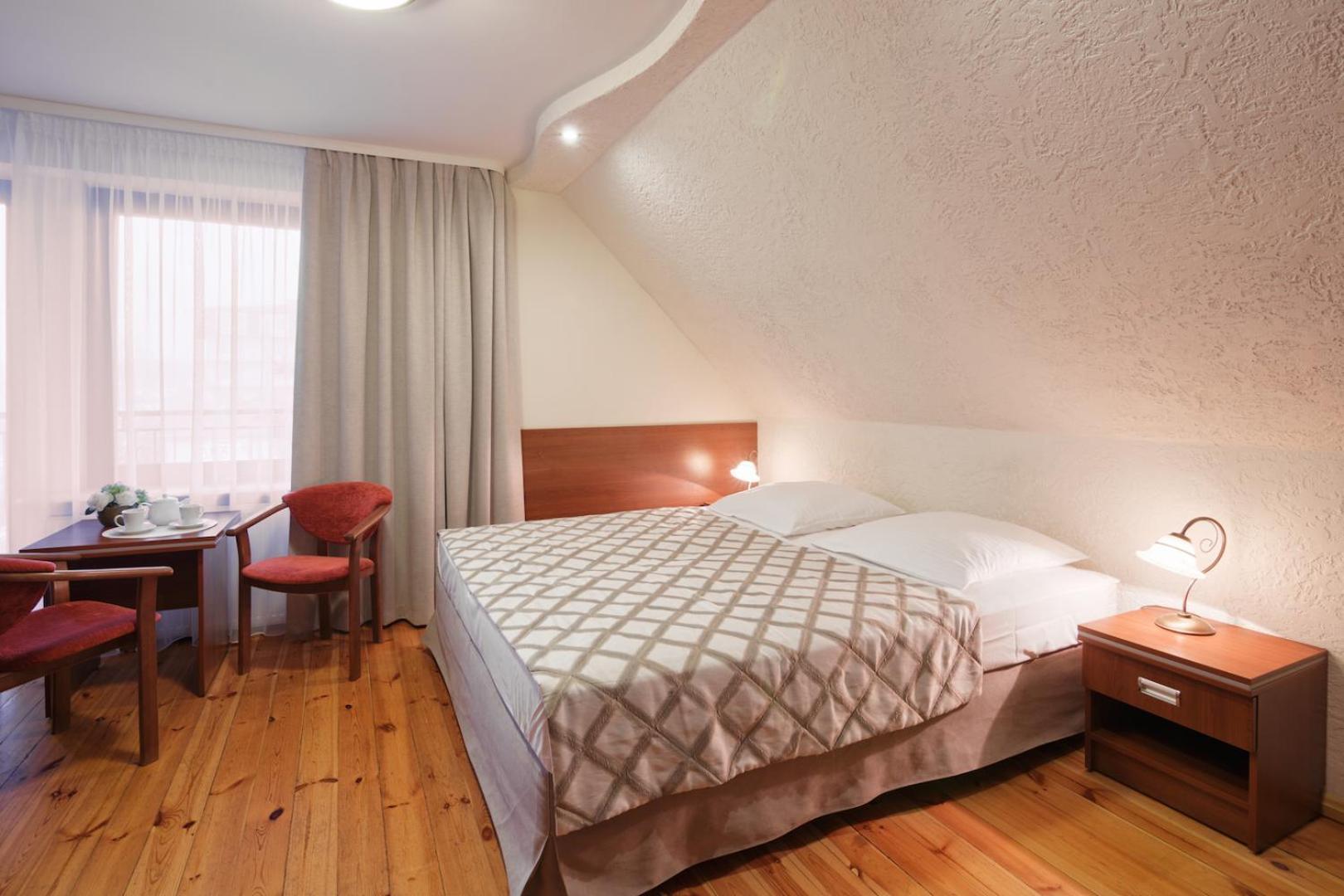 Pensjonat Tadeusz I Apartamenty W Darlowku 达洛科 外观 照片