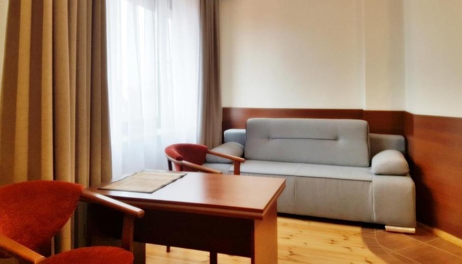 Pensjonat Tadeusz I Apartamenty W Darlowku 达洛科 外观 照片